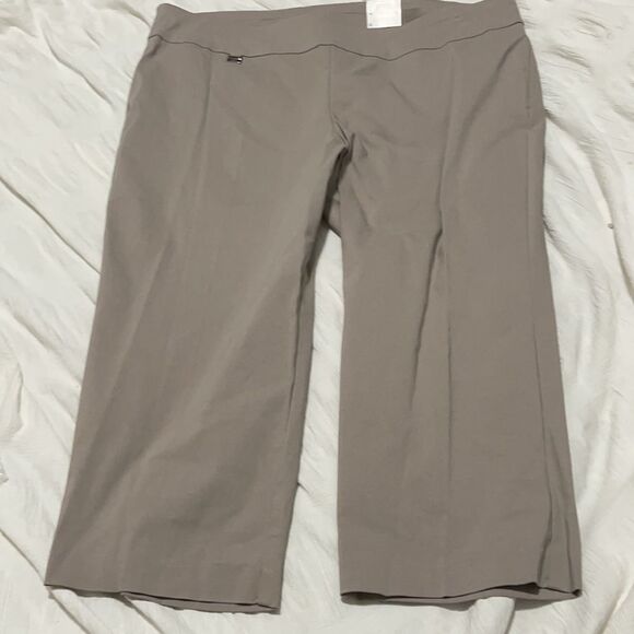 NWT- Alfani - 22W - Picture 2 of 7